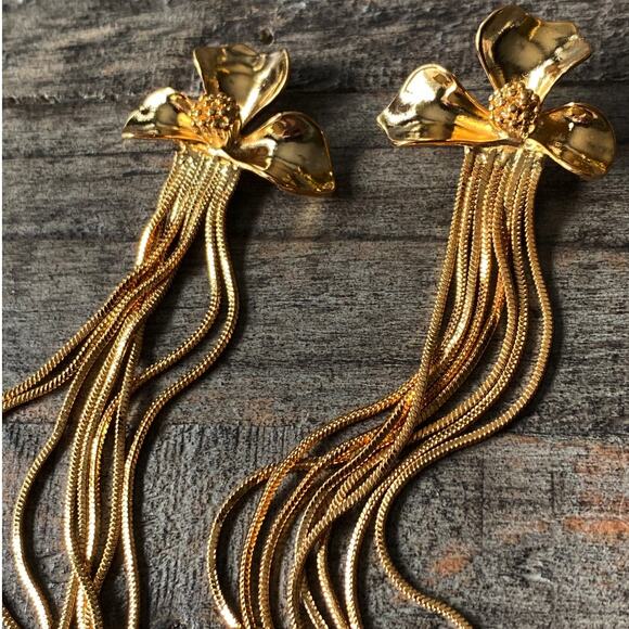 NEW Floral Fringe Earrings - Picture 11 of 14